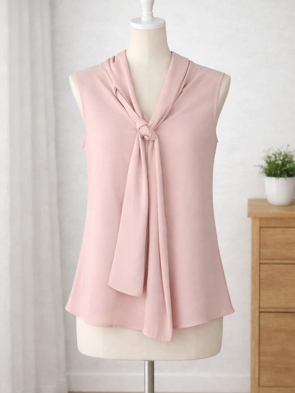 XL Bar III Blush Pink Tie-Neck Sleeveless Camisole